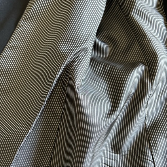 Black Suit Set with jacket and pants.   Great work or casual style!! - Picture 8 of 16